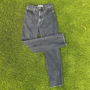 Abercrombie & Fitch Black Ultra High Rise Ankle Straight Jeans